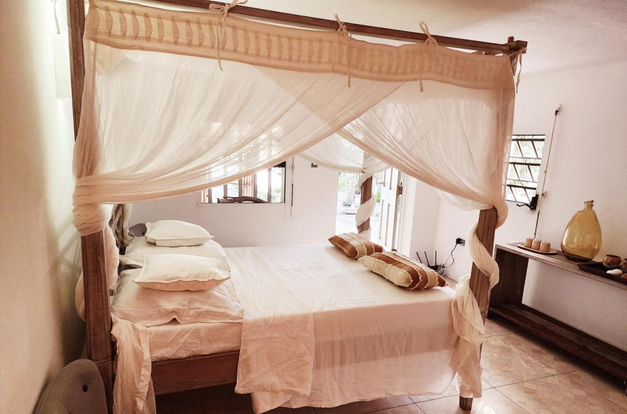 Perle Stone Studio- Bed And Breakfast Simpson Bay Exterior foto