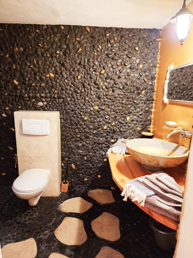 Perle Stone Studio- Bed And Breakfast Simpson Bay Exterior foto